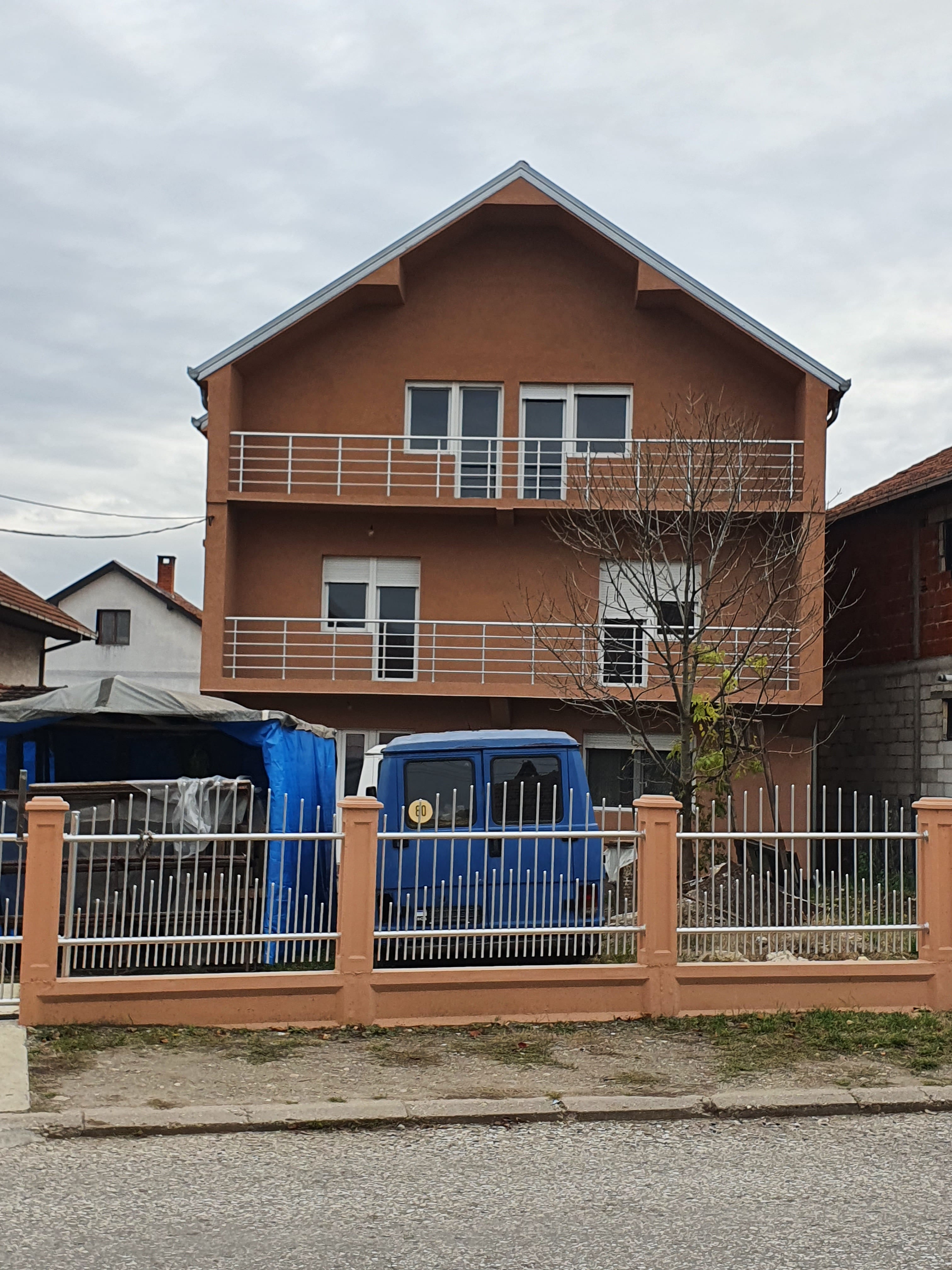 Other work made to measure — Alu kramil, Serbia (248)