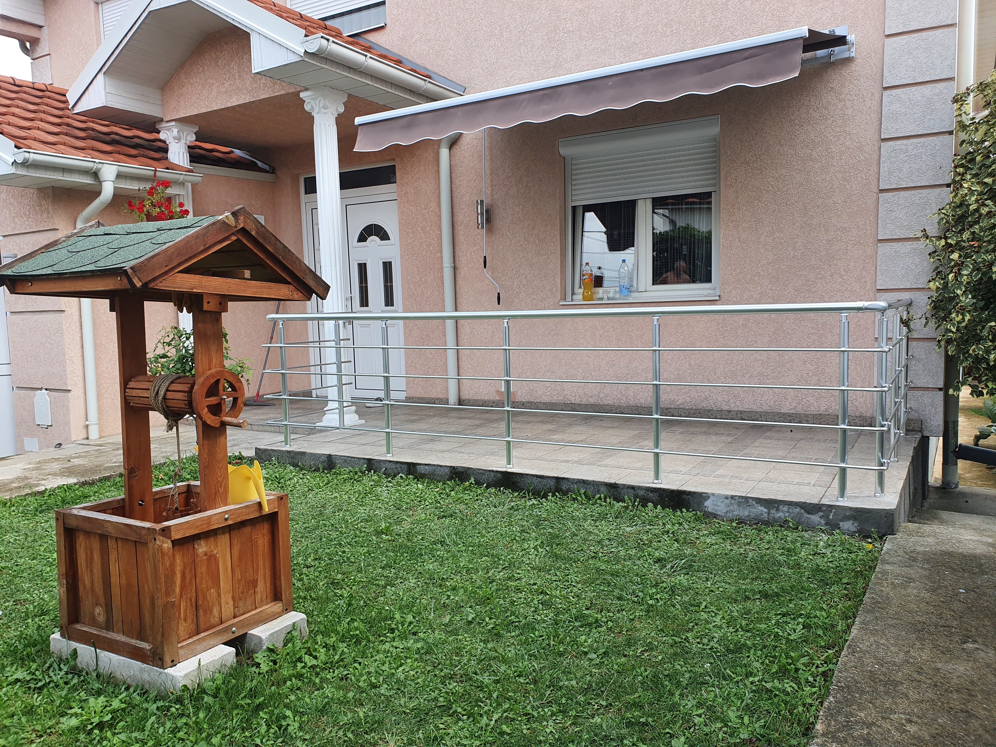 Other work made to measure — Alu kramil, Serbia (258)