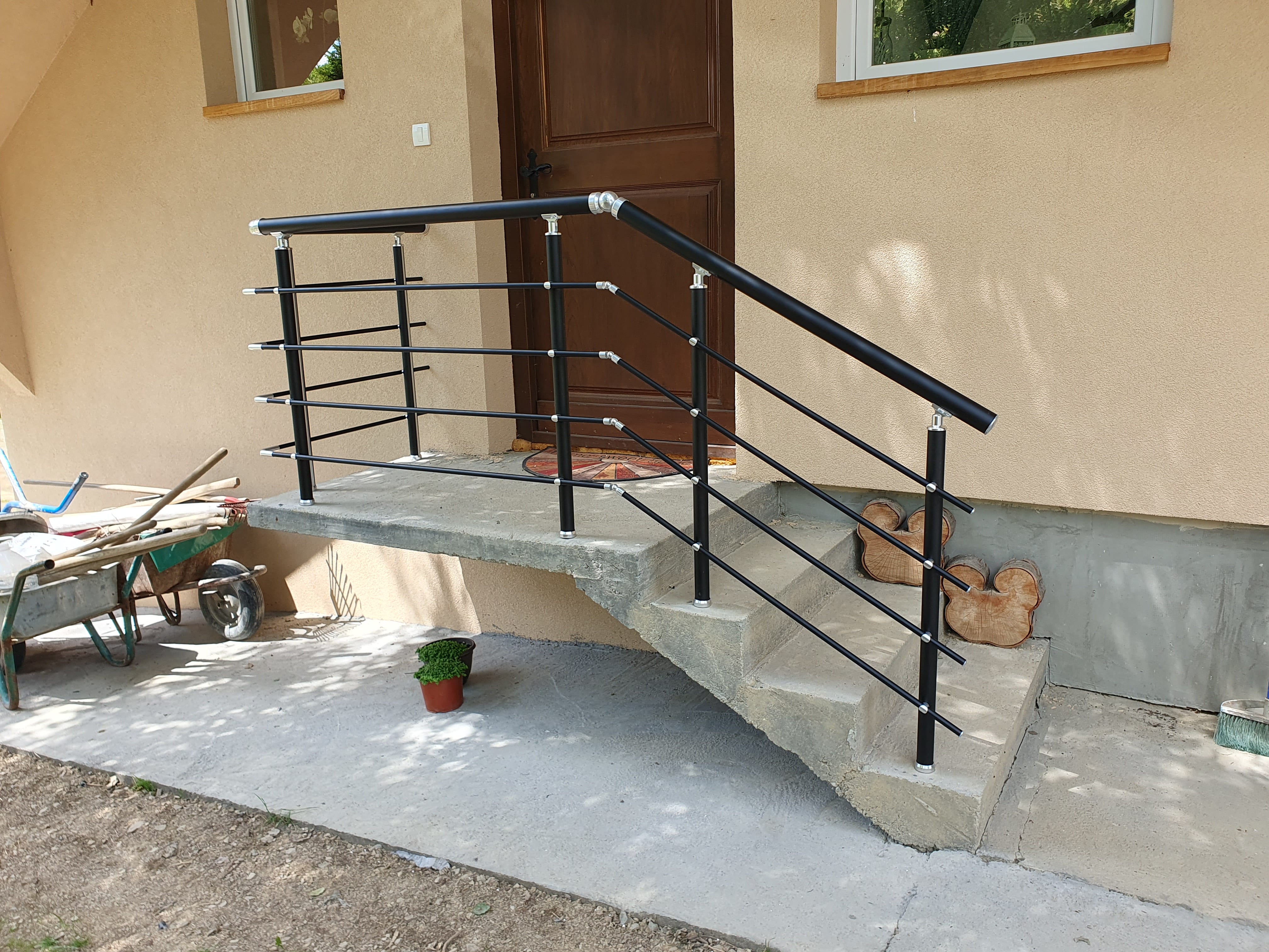 Other work made to measure — Alu kramil, Serbia (271)