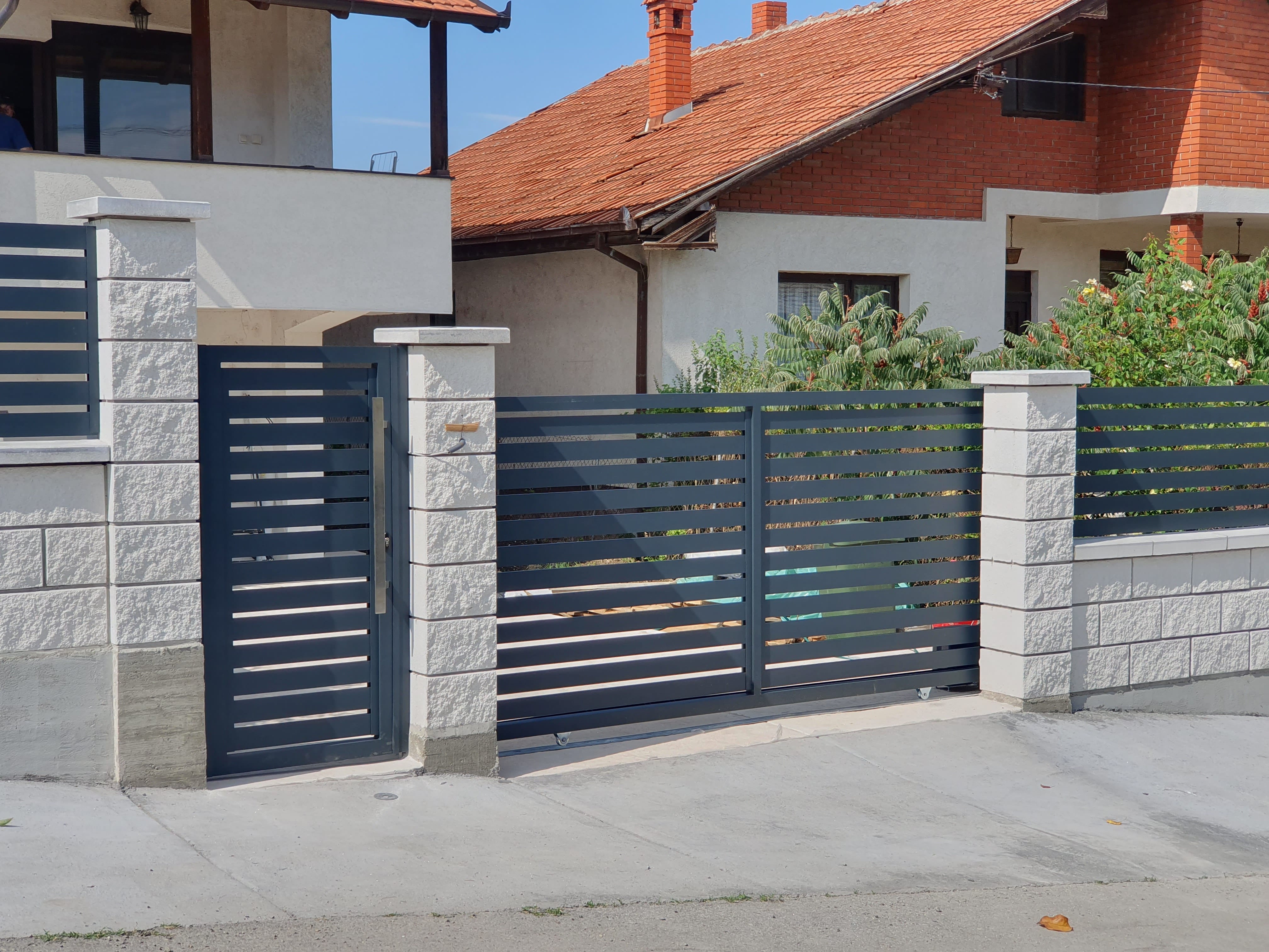 Other work made to measure — Alu kramil, Serbia (275)