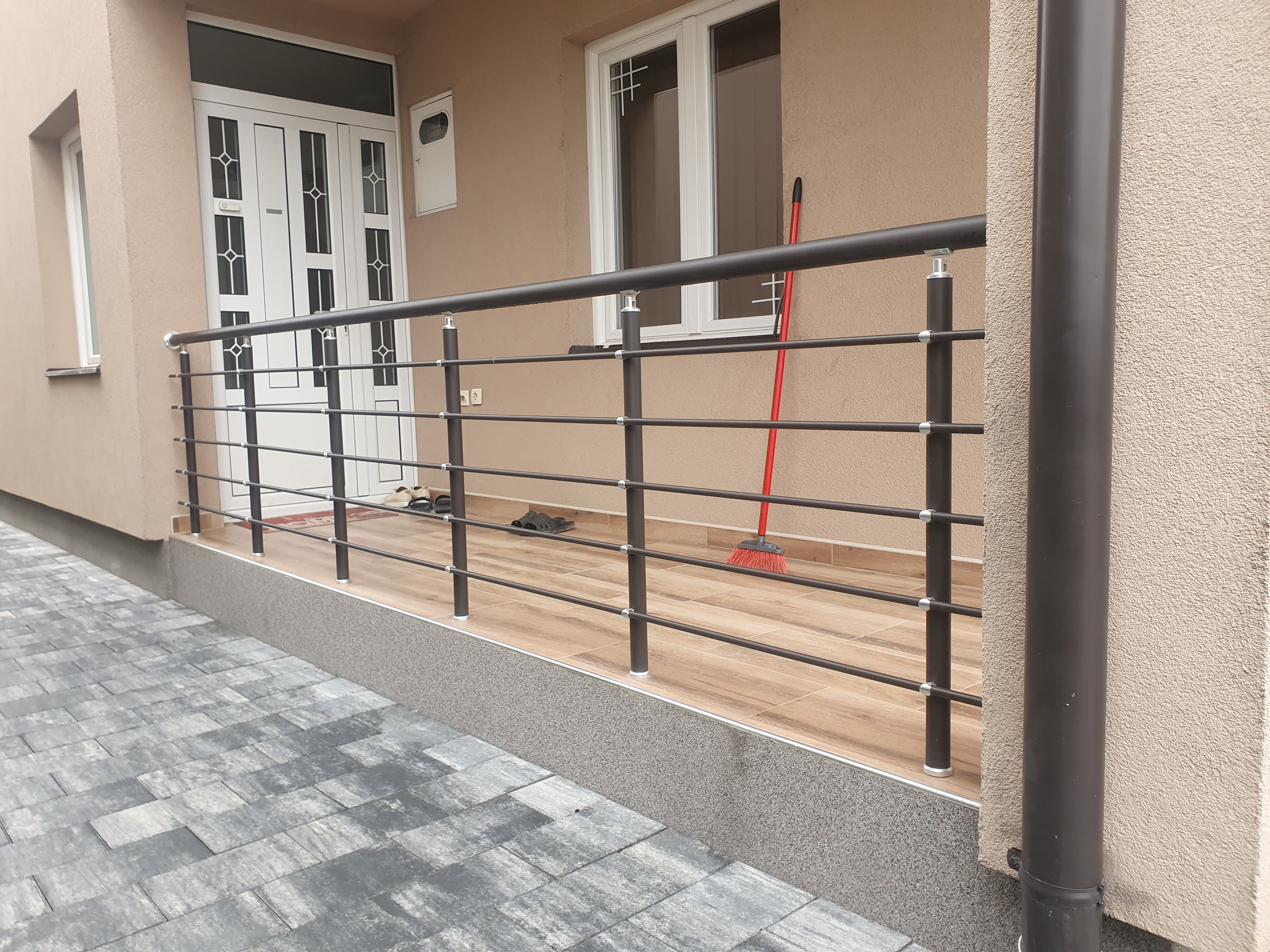 Other work made to measure — Alu kramil, Serbia (286)